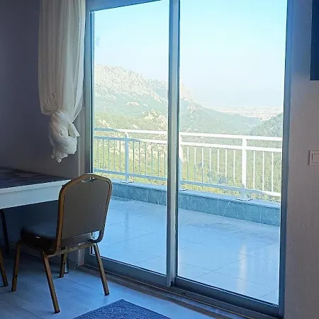 Apartment Yesil, Mavi Ve Antalya