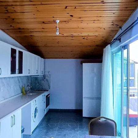 Yesil, Mavi Ve Апартаменты Анталья